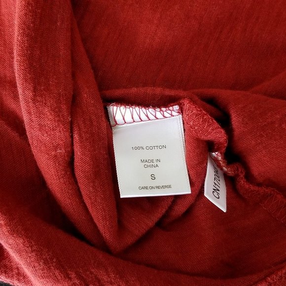 New York & Company Hampton Split-Neck Tee Shirt - Picture 6 of 7